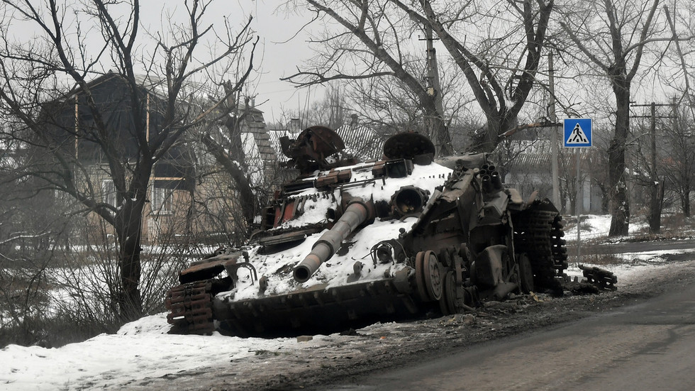 ukraine-tanks-destroyed-kursk