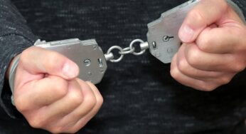 Shocking Assault: Man Attacks Houston Officer During Arrest